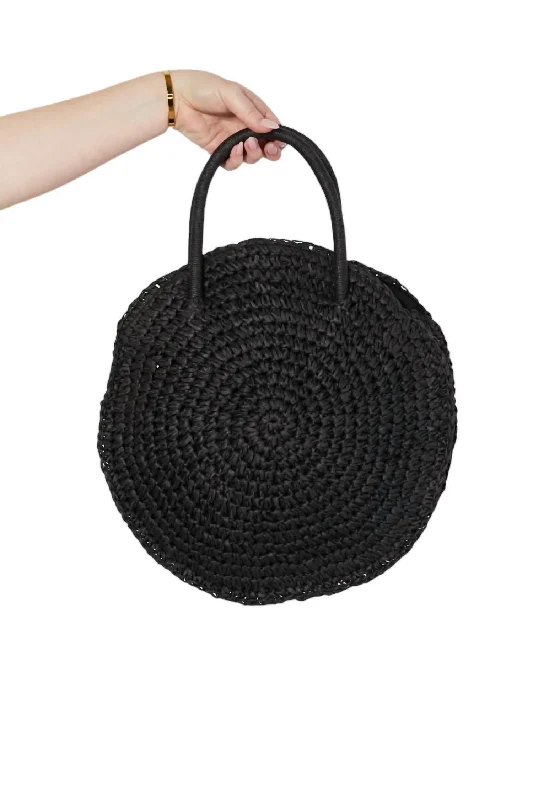 Shoulder bags with inner compartments for essentials -Women's Beach Date Straw Rattan Handbag In Black