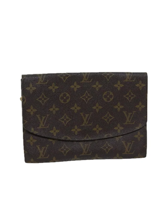 Tote bags with animal prints for a wild and fashionable appearance-Monogram Canvas Clutch Bag with Button Clasp - Authentic LV (72327)