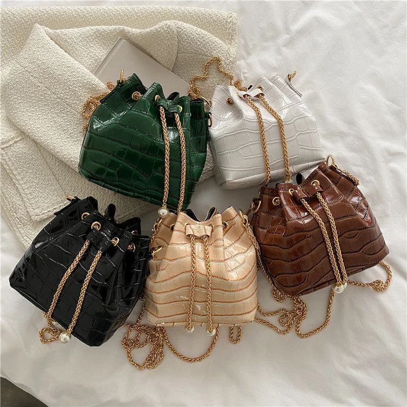 Handle bags with suede accents for texture -2022 Fashion Crocodile Pattern Mini Bucket Clutch Bag Small Designer Crossbody Tote Bags For Girl